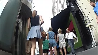 آخر میں ایک عورت پبلک سوپر ایرانی لوتی ٹرانسپورٹ میں بال بلی