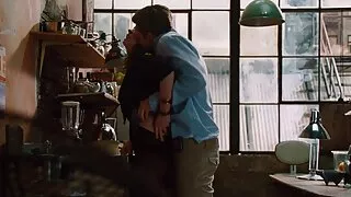 خوبصورت سنہرے بالوں والی expertly ایک dildo کے فیلم سکسی ایرانی زوری ساتھ گدی مشت زنی