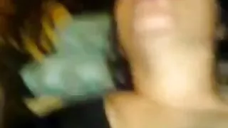 پیشہ ورانہ مساج licks اور ڈک فیلمهای سکسی جدید ایرانی چوسنے کی عادت دیتا ہے
