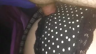 خوبصورتی نے اس کے گدا مرگا اور آرام فیلم سکسی رایگان ایرانی دہ اور پرسکون کے تحت پھنس لیا