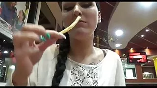 Fishnets میں لڑکی مقعد میں ایک مشکل ڈک سکسی سکسی ایرانی لیا