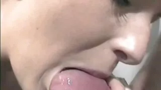لڑکی سکسی جدید ایرانی سے پوچھا آدمی کو مطمئن کرنے کے لئے اس Cunnilingus