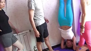 براؤن بالوں والی گرل فلم سکسی ایرانی فرینڈ پریمی گدی میں ڈک shoves
